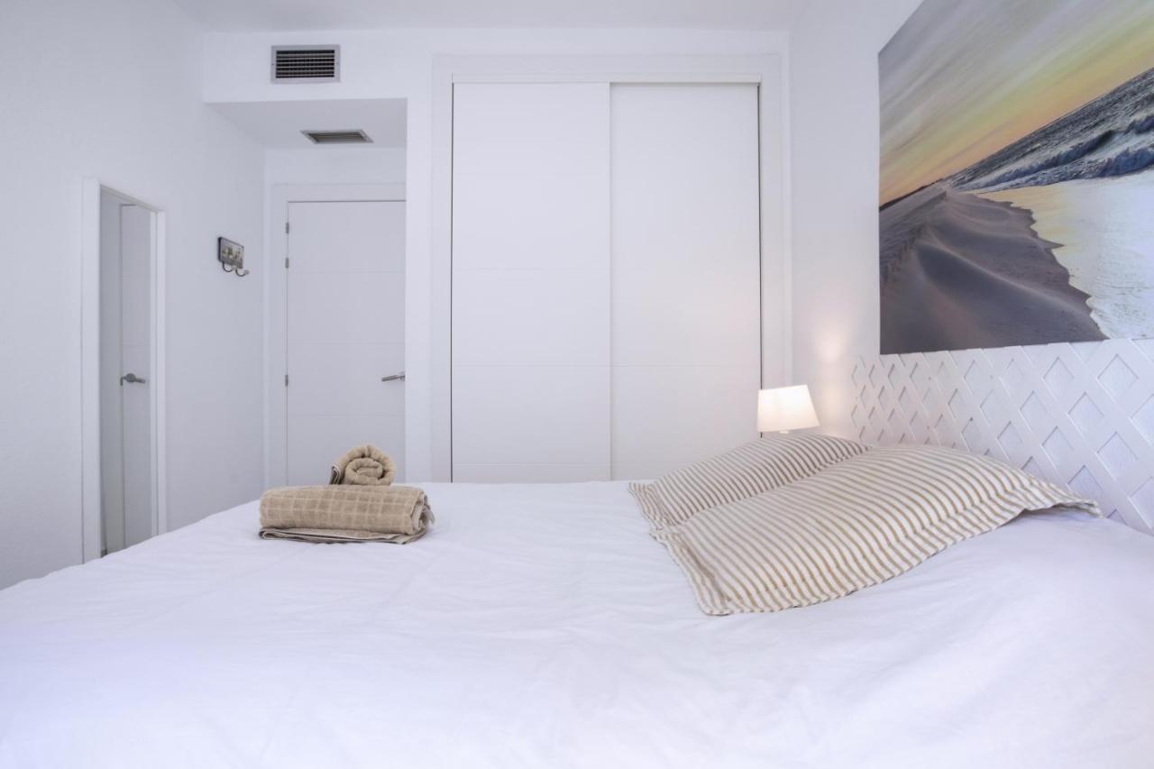 Apartamento Frente a la playa Malagueta Arenal, 10 personas Málaga Exterior foto