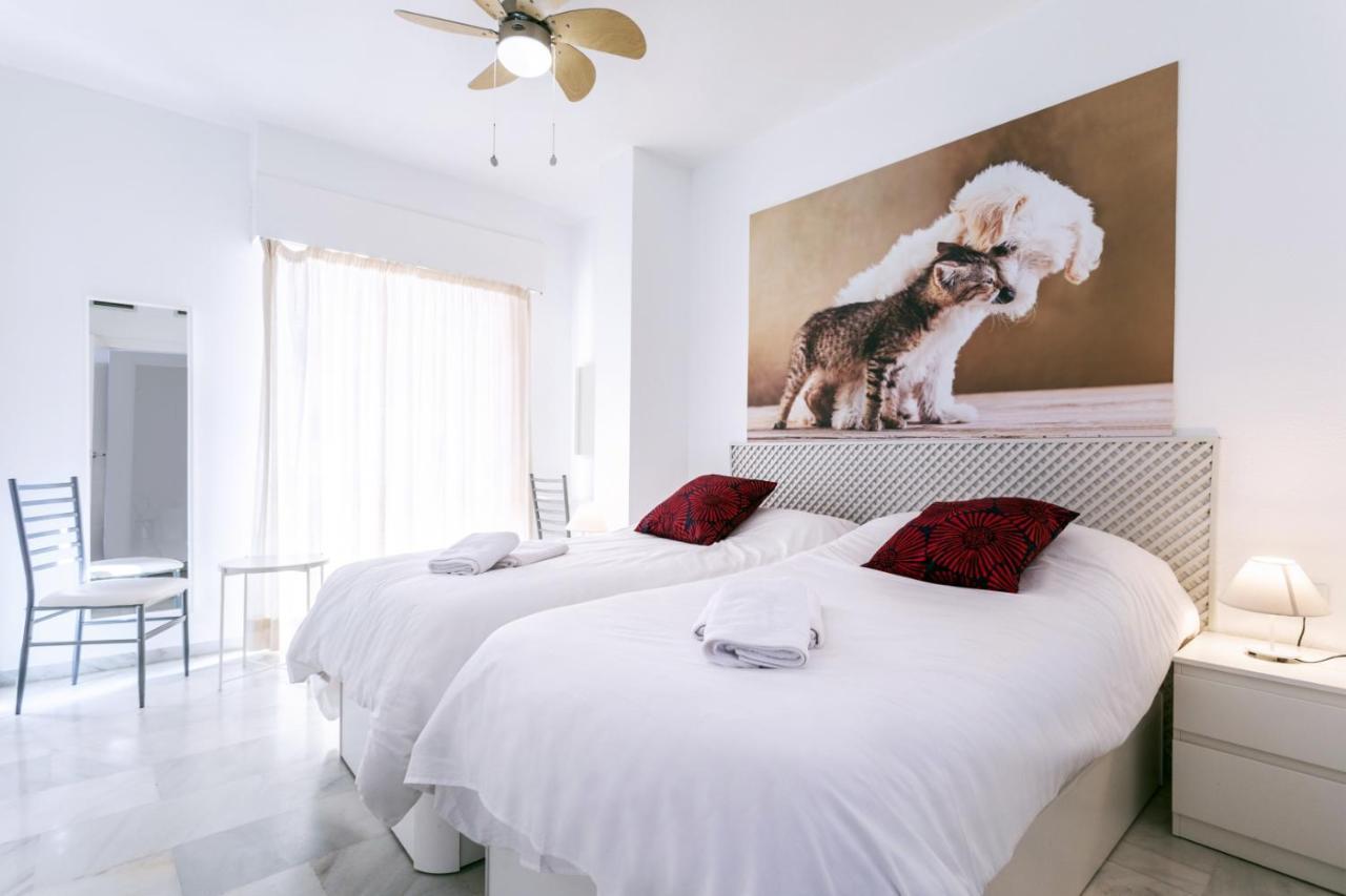 Apartamento Frente a la playa Malagueta Arenal, 10 personas Málaga Exterior foto